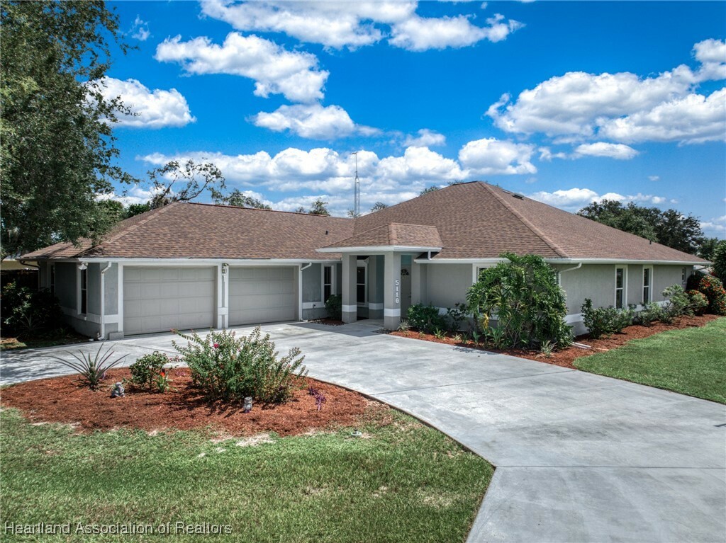 Property Photo:  5110 Sturgeon Drive  FL 33870 