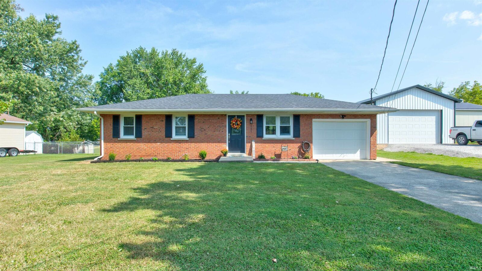 Property Photo: 137 W Monroe Street IN 47610