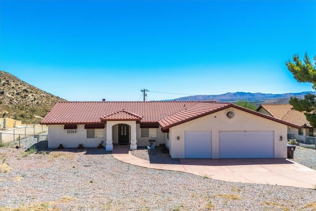 7495 Canyon Drive  Yucca Valley CA 92284 photo