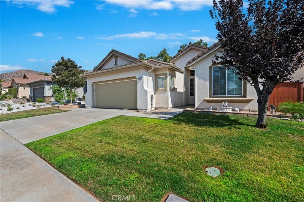 Property Photo:  14732 Grandview Drive  CA 92555 