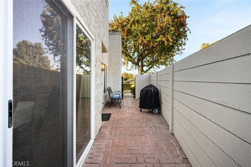 Property Photo:  5646 E Los Angeles Avenue  CA 93063 