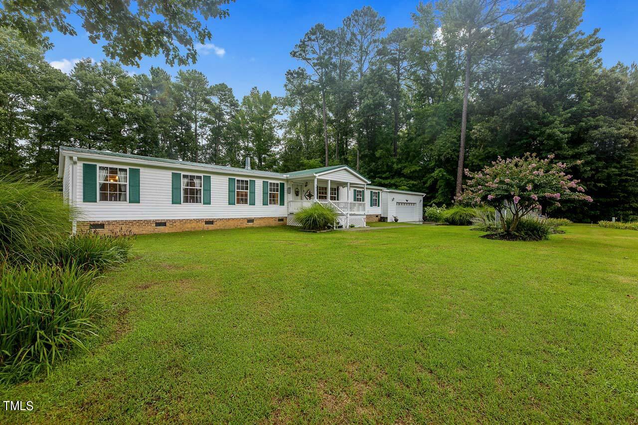 Property Photo:  282 Abbott Crossing Lane  NC 27537 