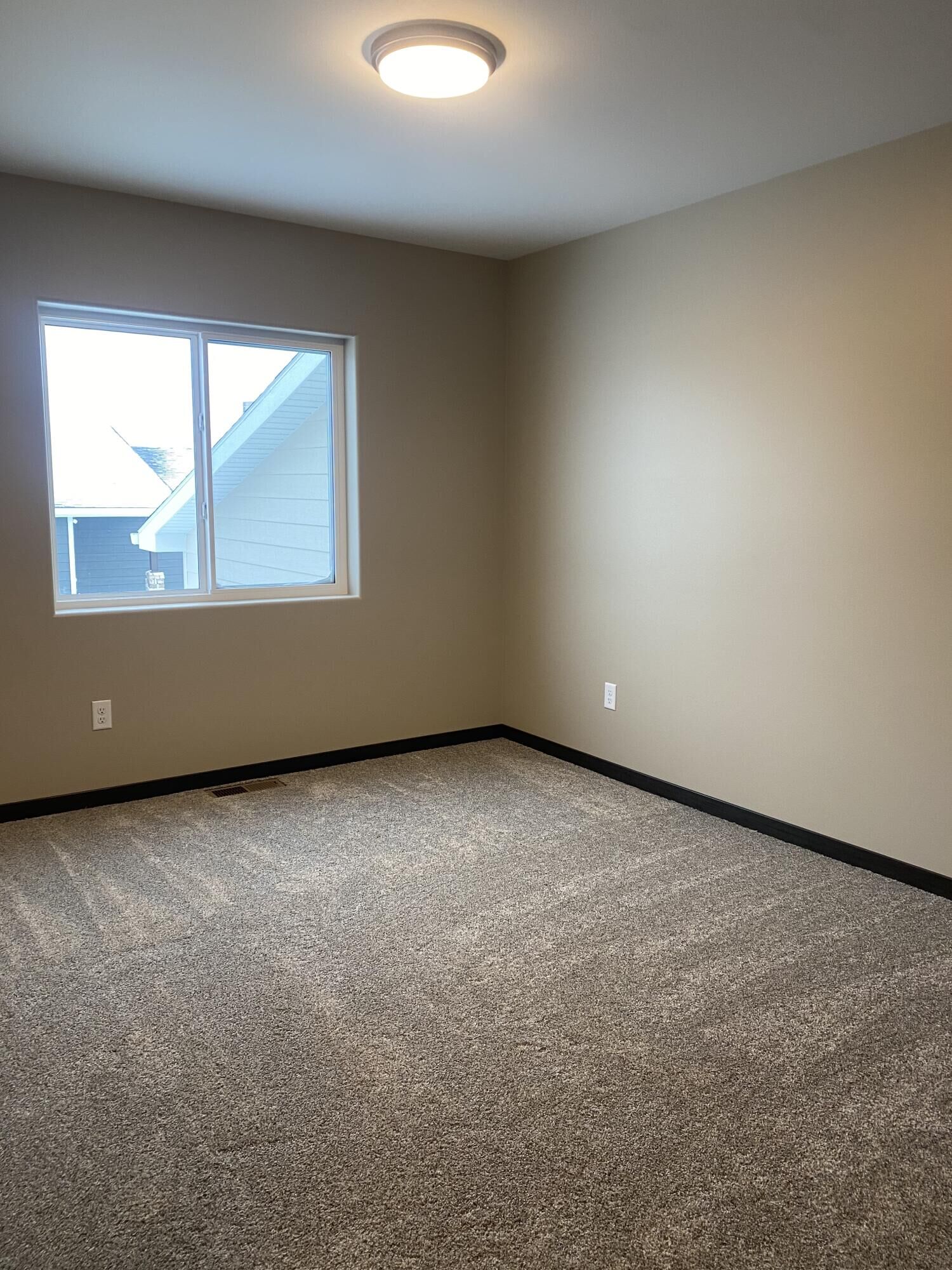 Property Photo: 1126 NE Nano Nagle Ave SD 57401