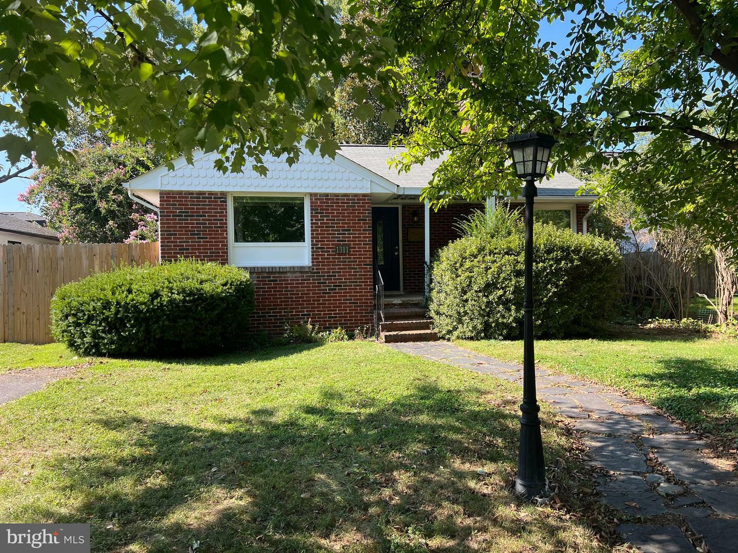 Property Photo:  1311 Dandridge Street  VA 22401 