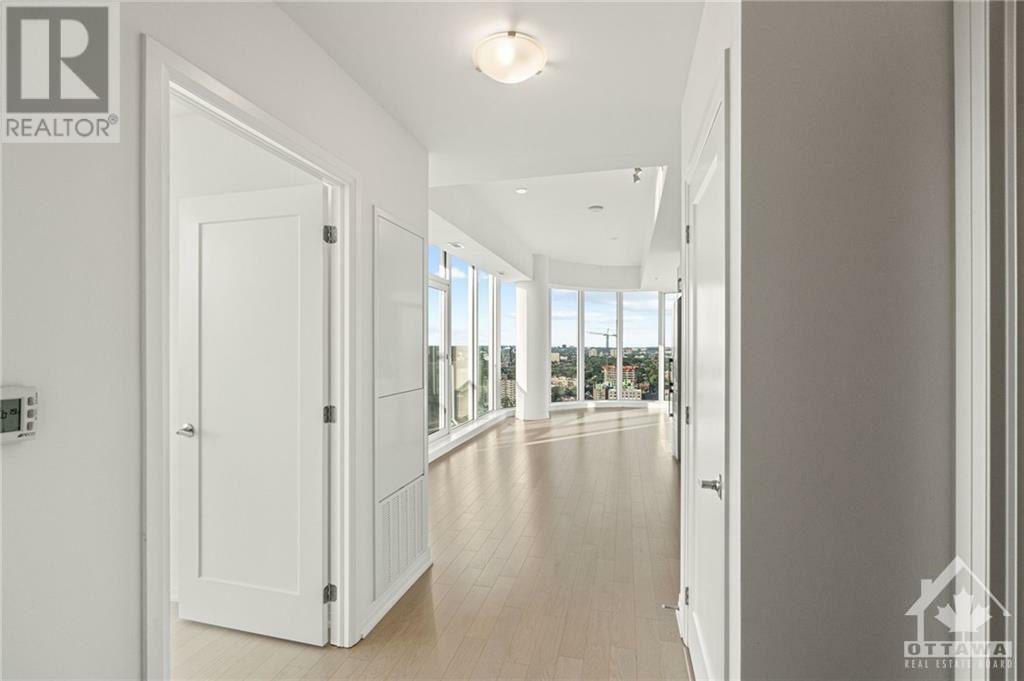 Photo de la propriété:  805 Carling Avenue 2608  ON K1S 5W9 