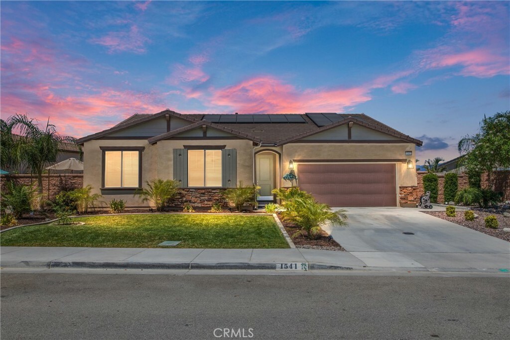 Property Photo:  1541 Yucca Ct  CA 92320 