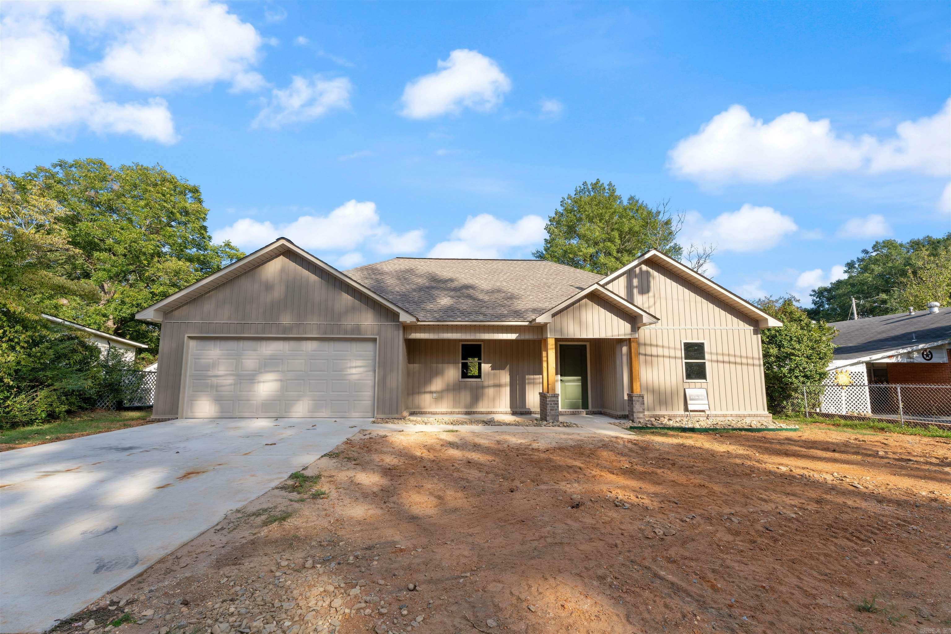 Property Photo:  1204 N Main Street  AR 72150 