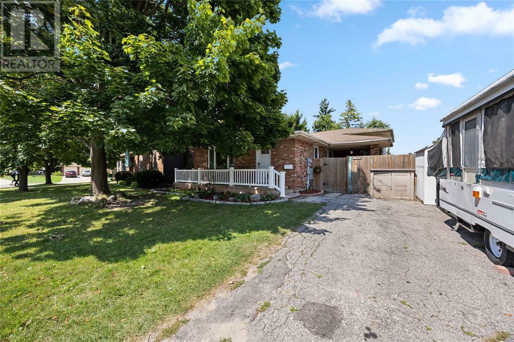 1226 Norfolk Avenue  Sarnia ON N7S 5E4 photo