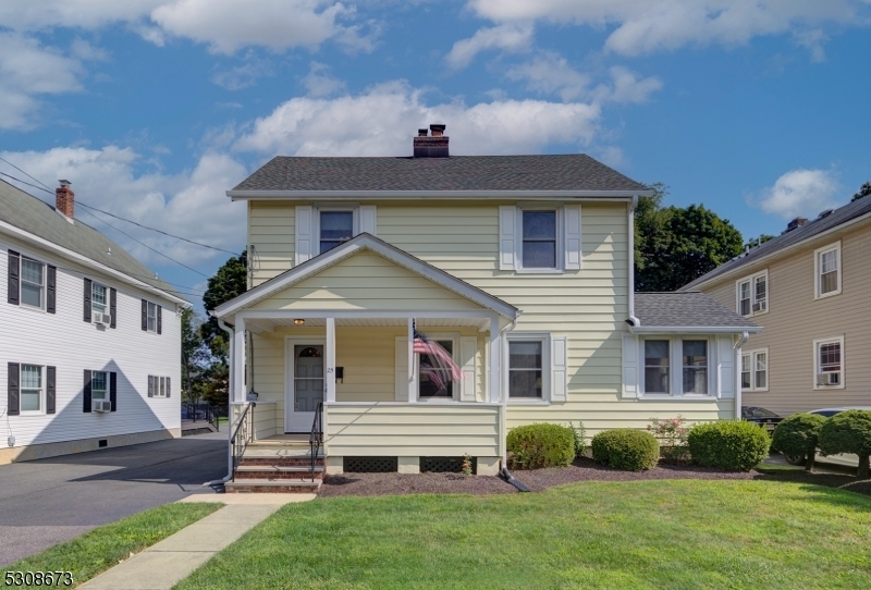 Property Photo:  25 Fairchild Ave  NJ 07950 