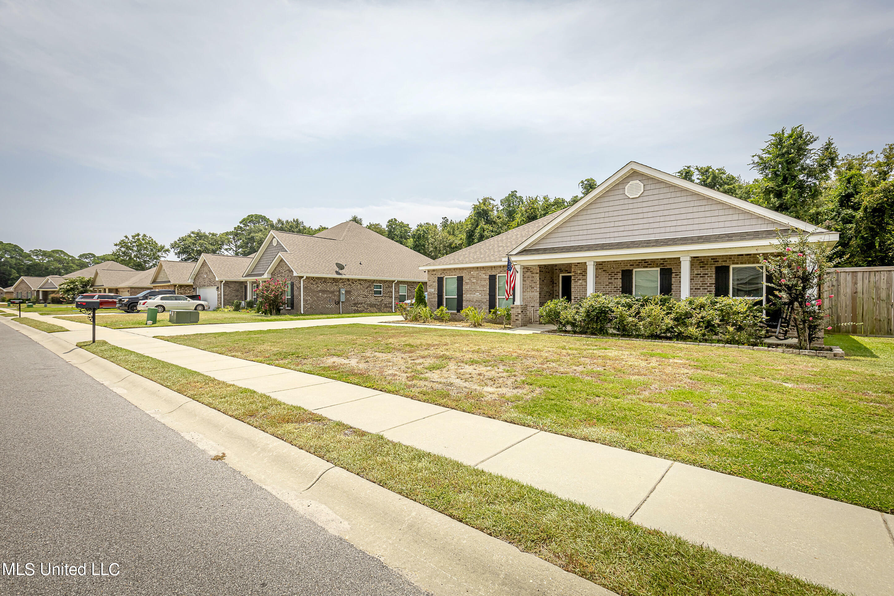 Property Photo:  6417 Chickory Way  MS 39564 