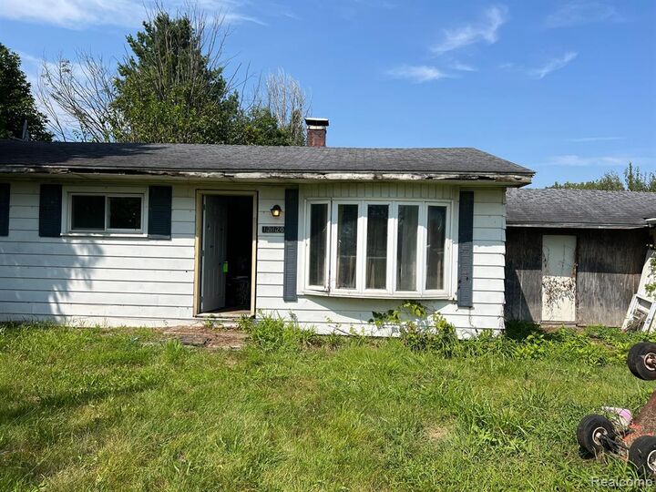 12120 Vienna Road  Montrose MI 48457 9405 photo