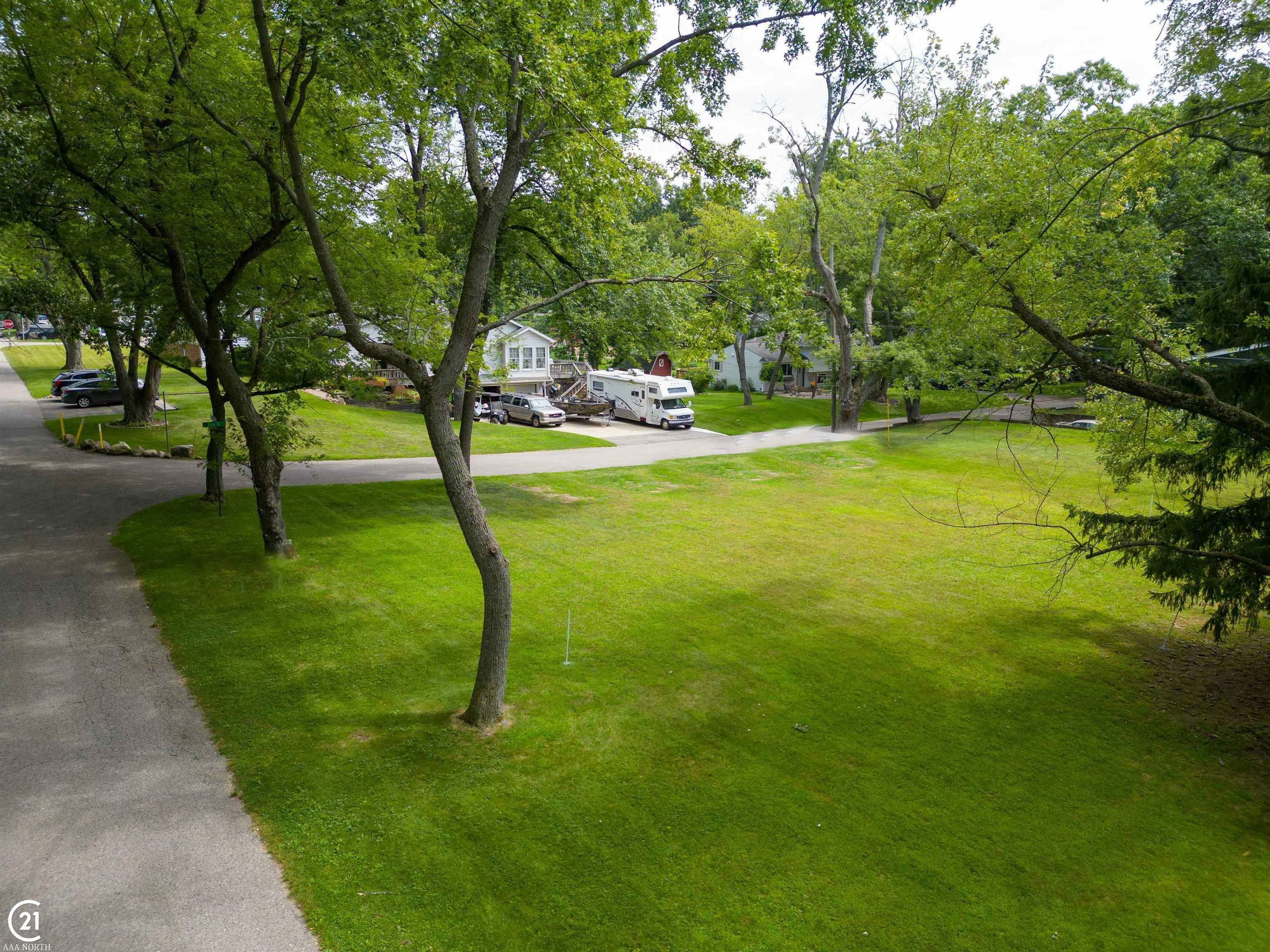 Property Photo:  7381 Crestmore  MI 48323 