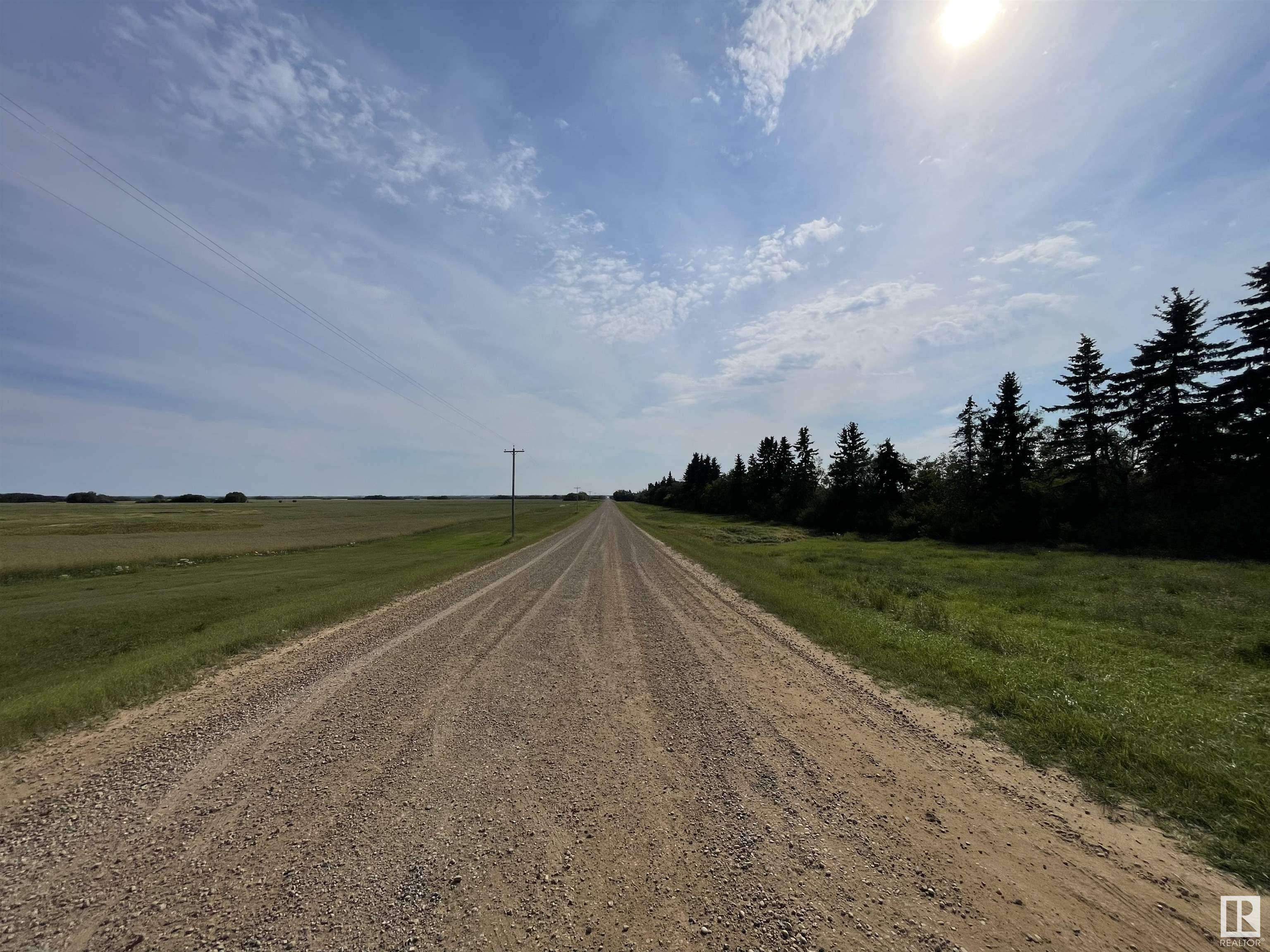 Property Photo:  51514 Range 191 Road  AB T0B 4J0 