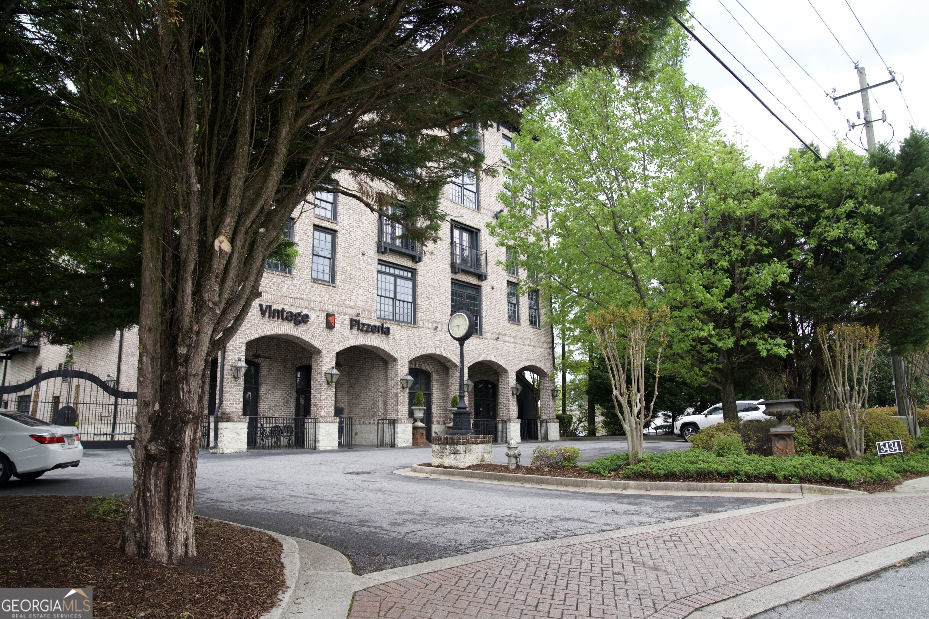 Property Photo:  5434 Peachtree Road 115  GA 30341 