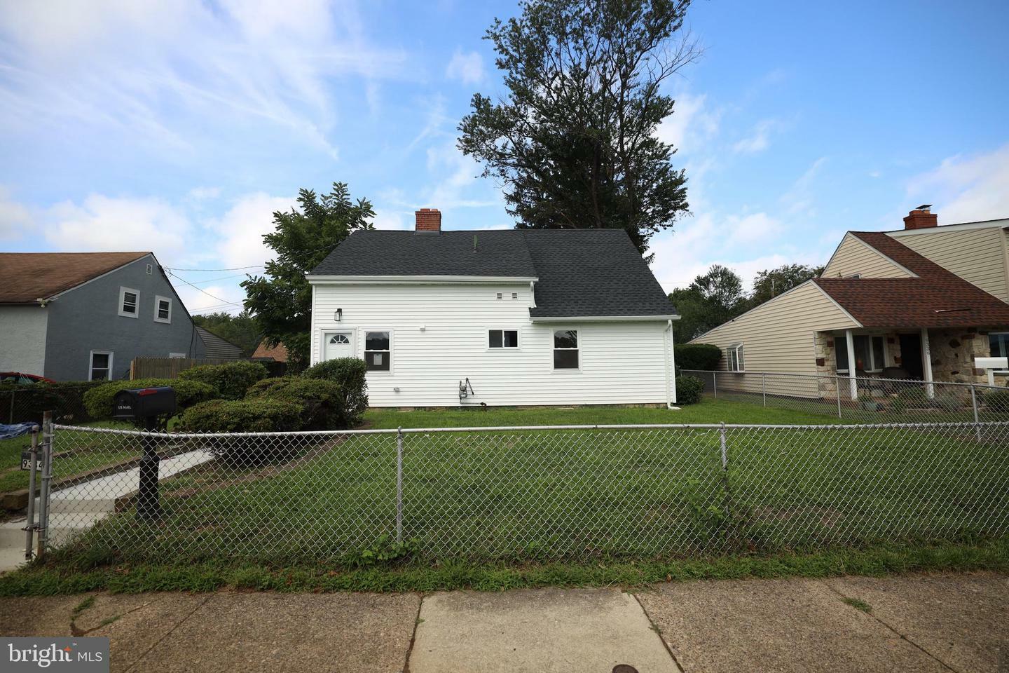 Property Photo:  9334 Treaty Road  PA 19114 