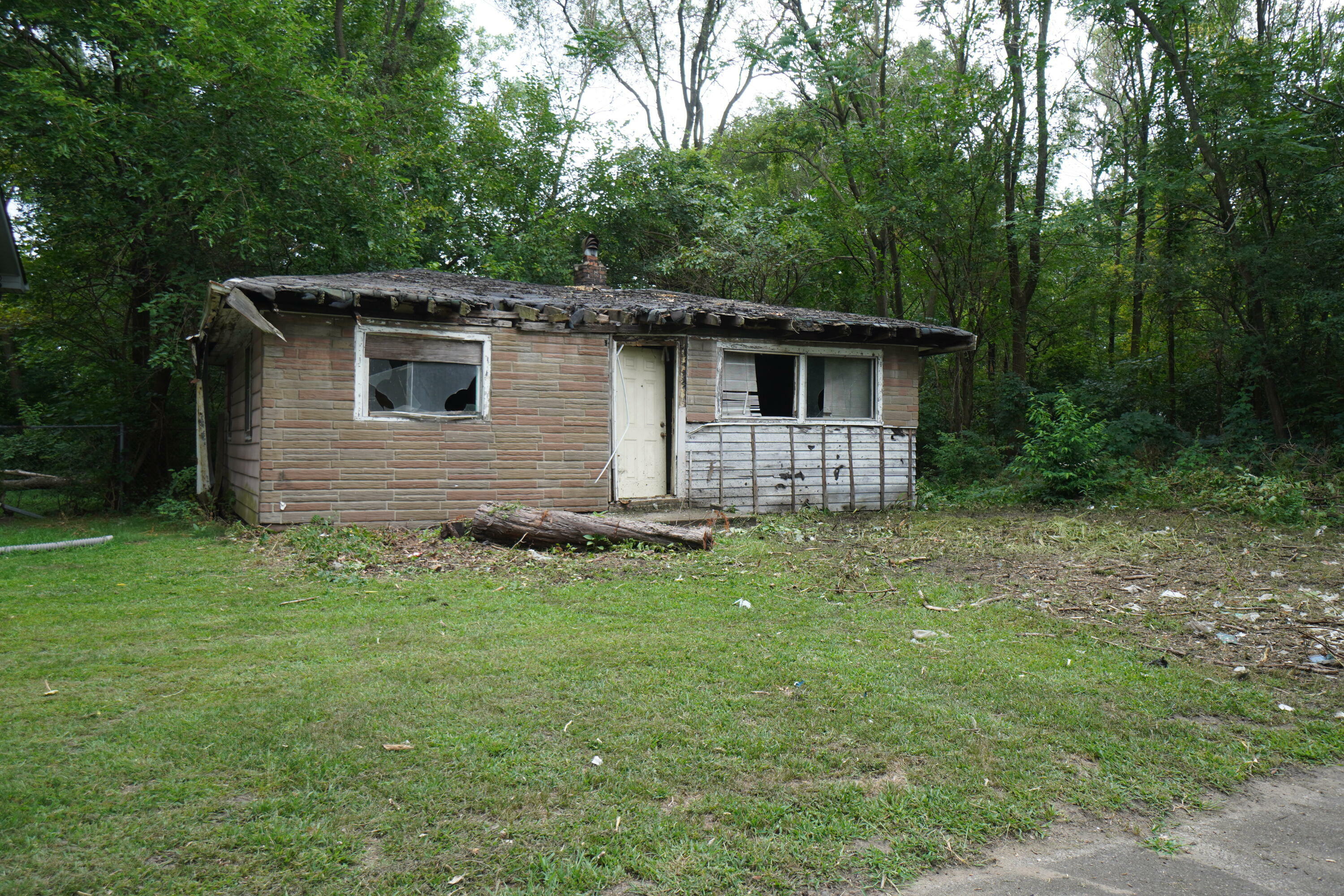 Property Photo:  1741 Ralston Street  IN 46406 