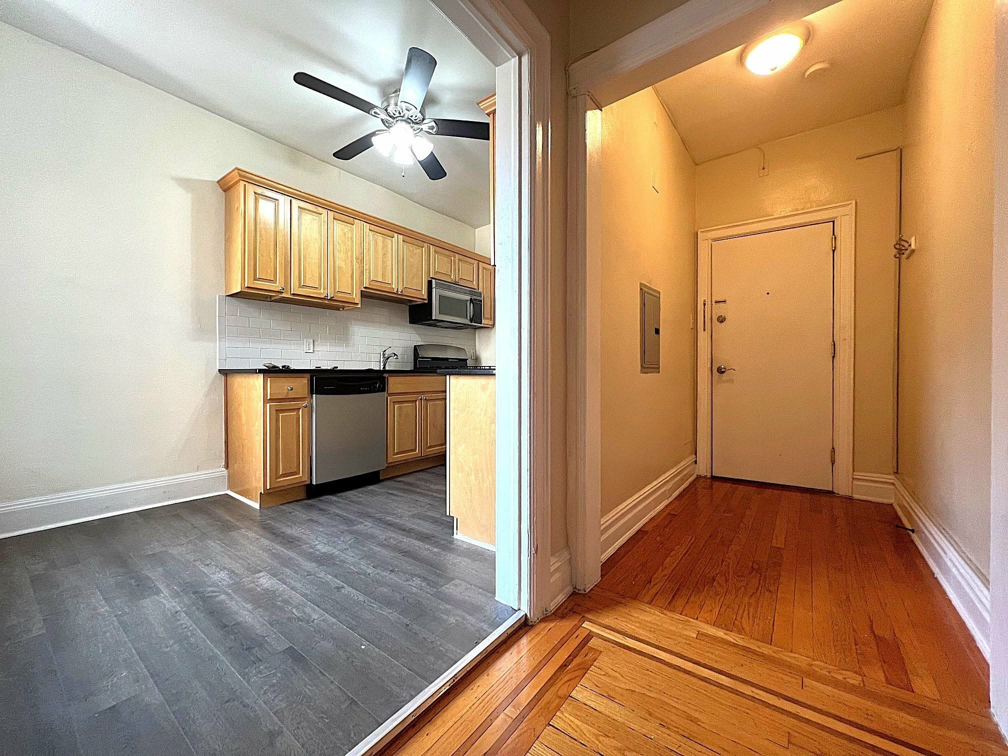 Property Photo:  131 Kensington Ave D3  NJ 07304 