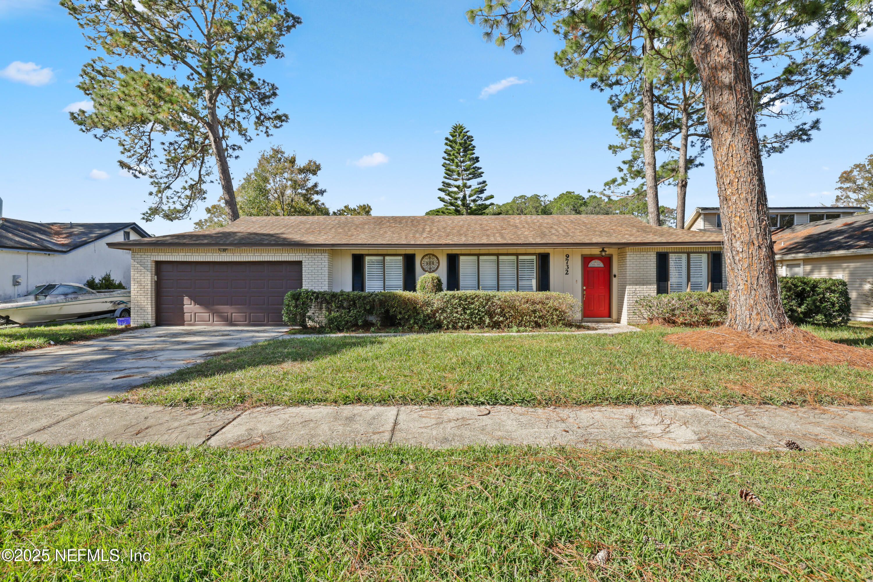 Property Photo:  9732 Chesterfield Drive  FL 32257 