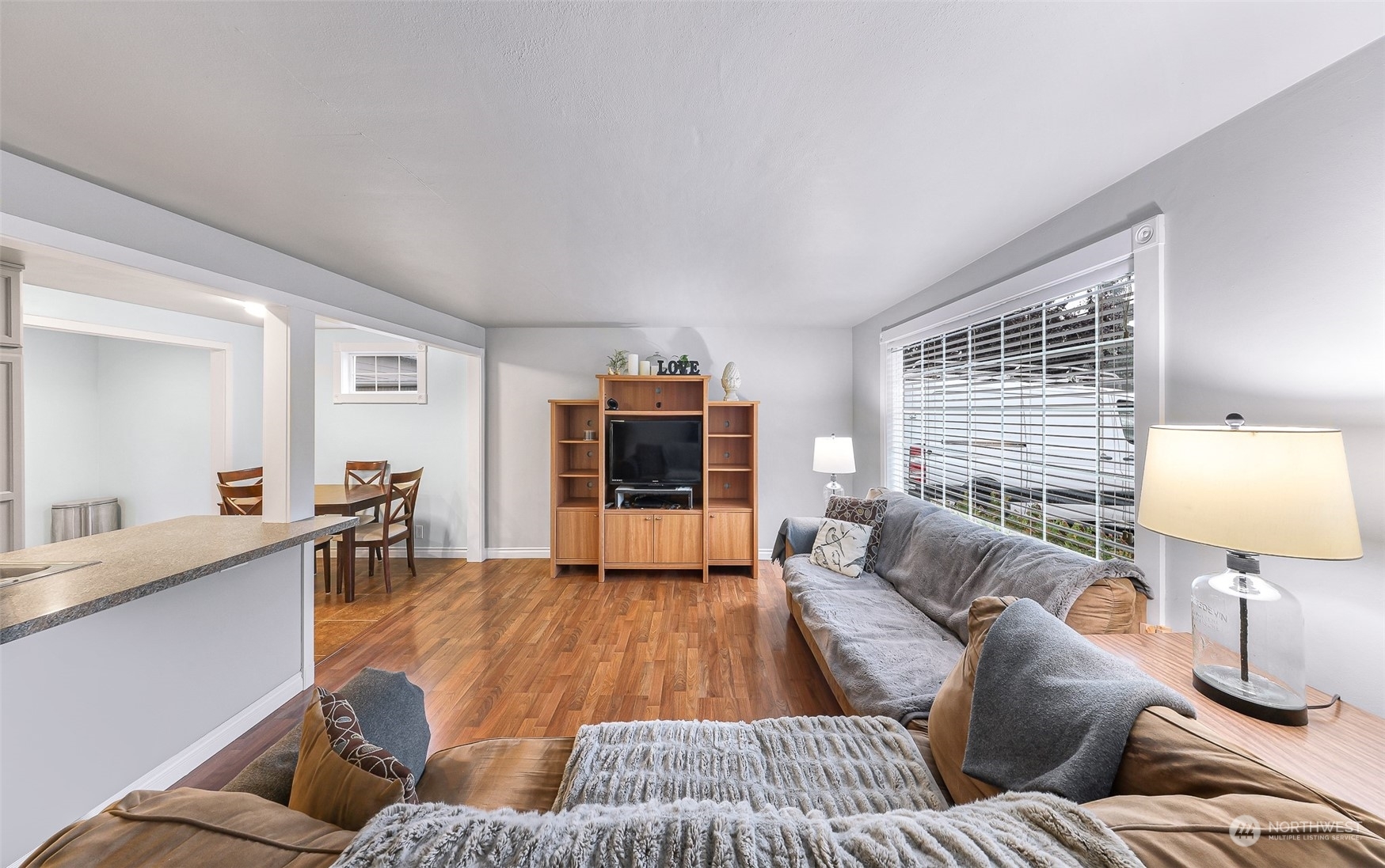 Property Photo: 410 SW 139th Street WA 98166