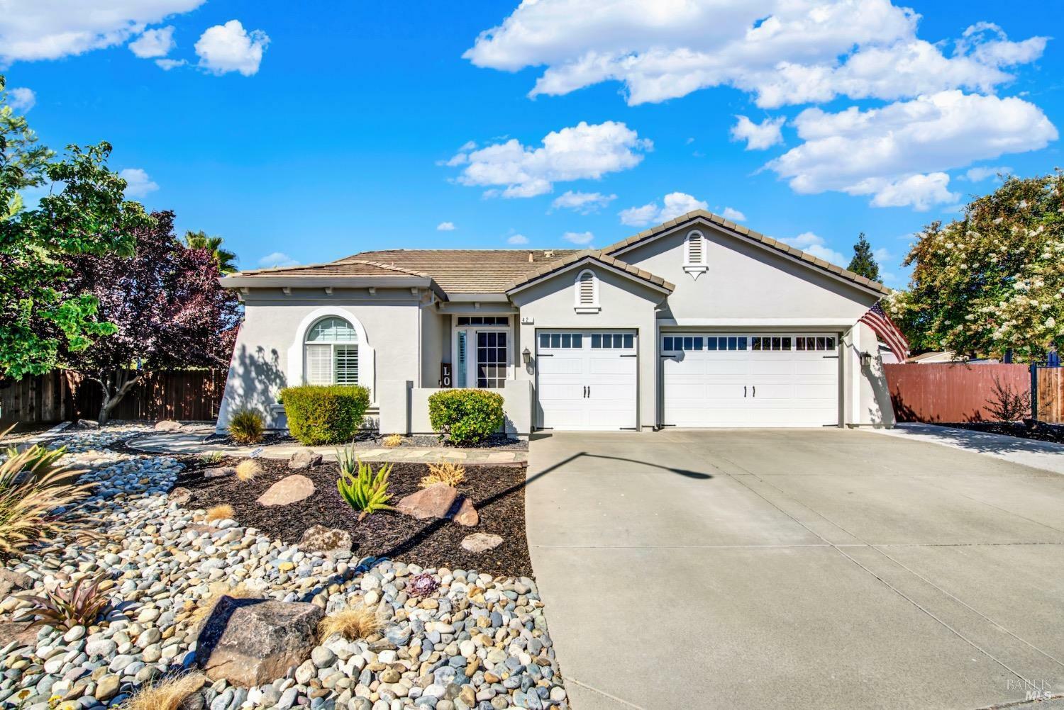 424 Three Rivers Court  Vacaville CA 95688 photo