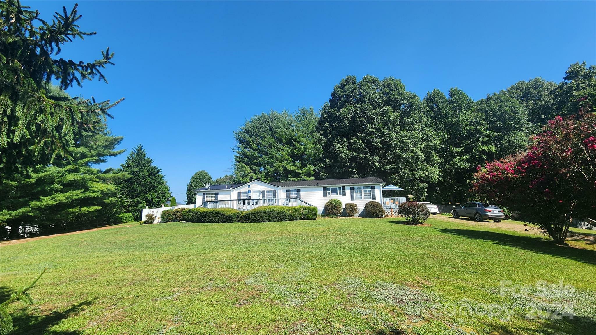 Property Photo:  27 Star Road  NC 28753 