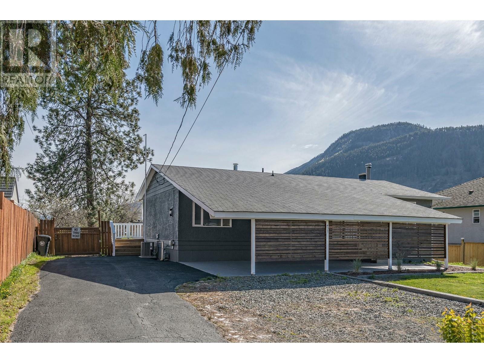 Property Photo:  423 Pine Street  BC V0E 1M0 