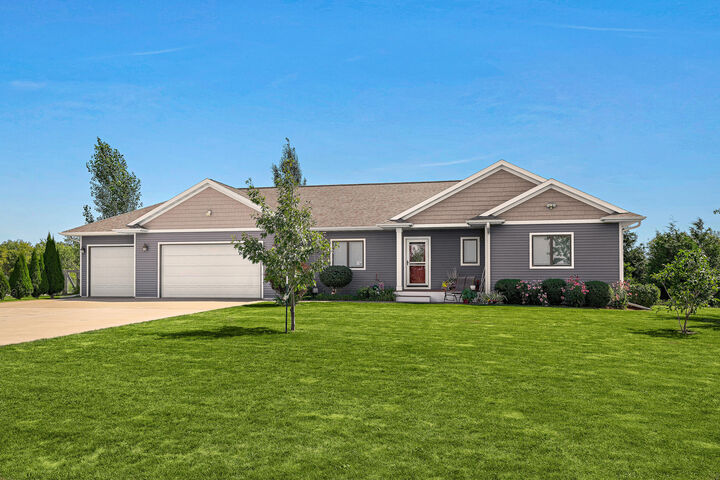 N2336 Clements Rd  Greenfield WI 54601 photo