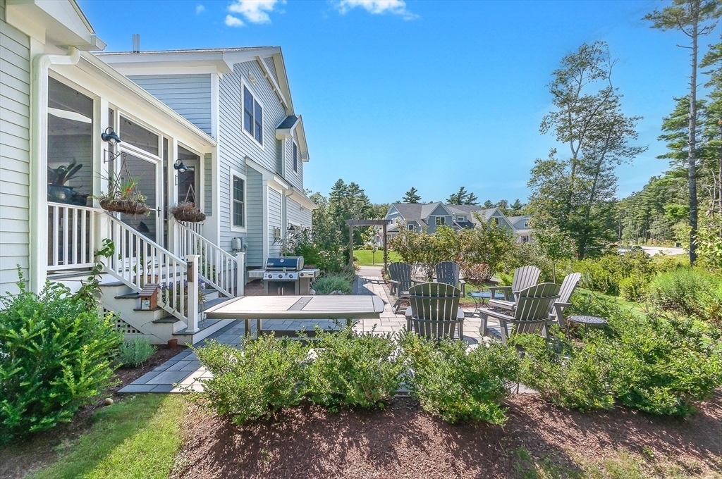 Property Photo:  25 Split Rock Ln  MA 02739 