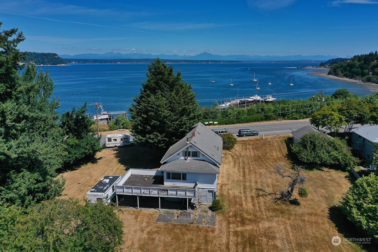 Property Photo:  249 Cascade Avenue  WA 98260 