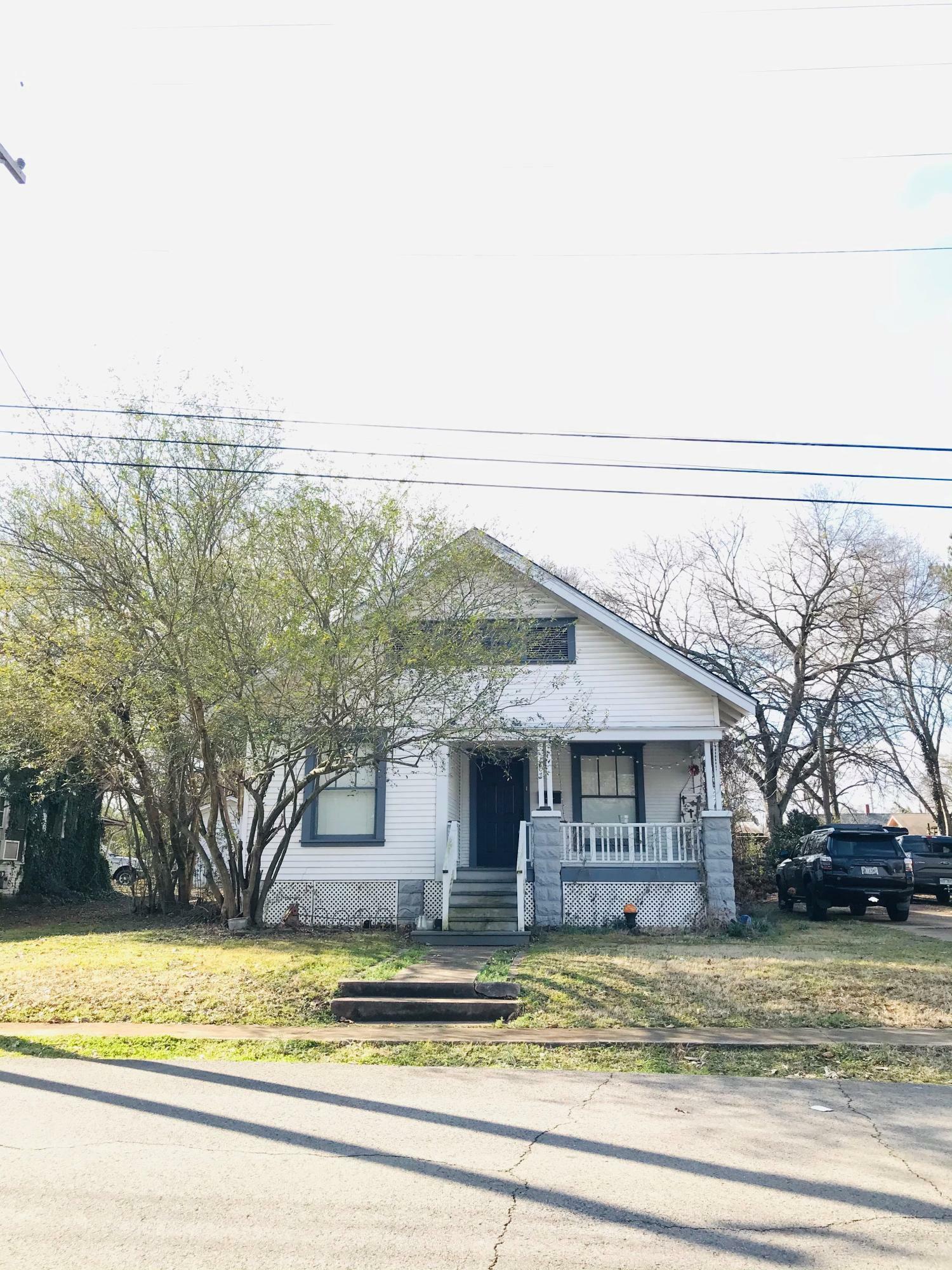 Property Photo:  407 N Hill Street  AR 72830 