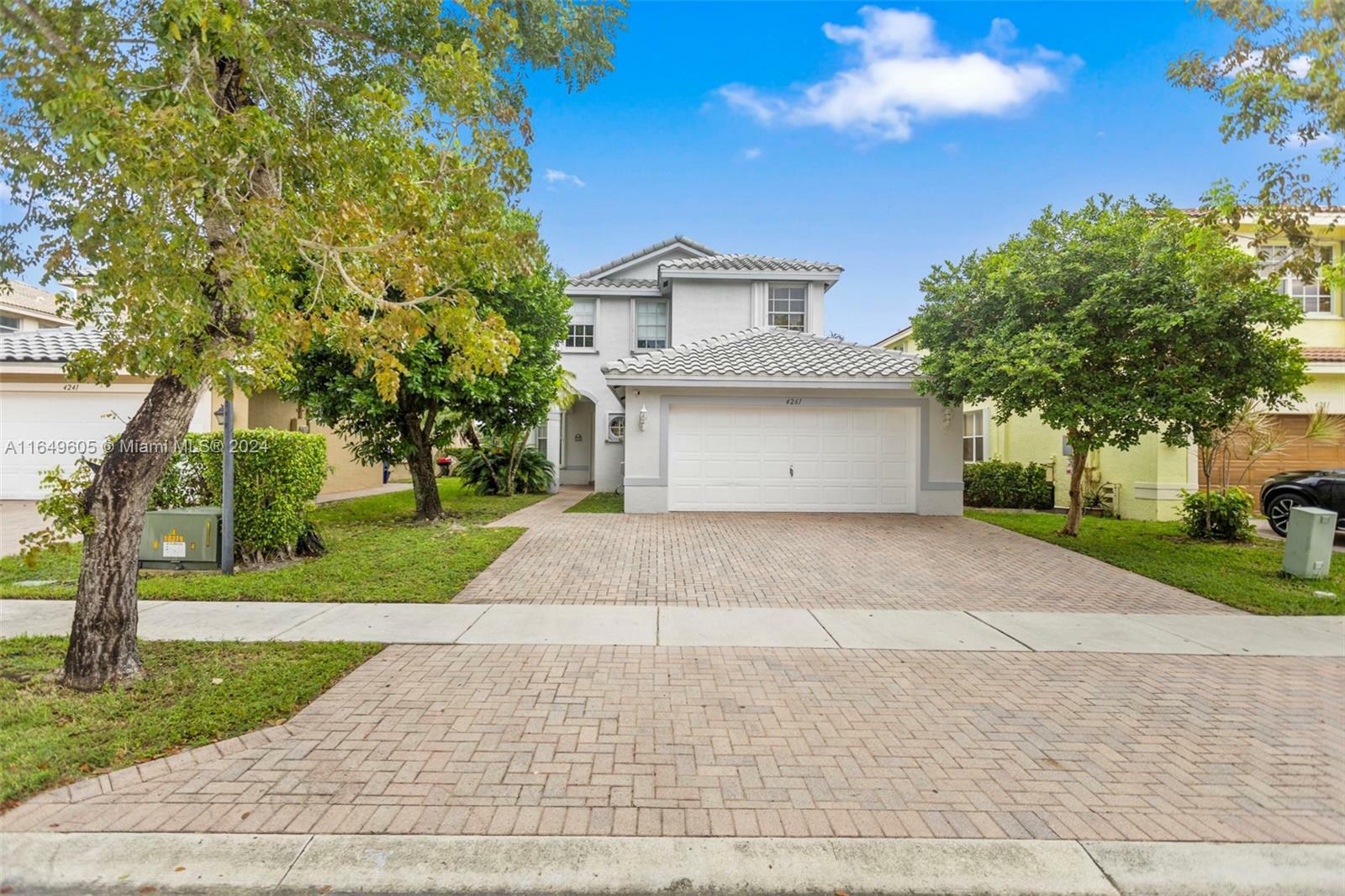 Property Photo:  4261 SW 126th Ave  FL 33027 