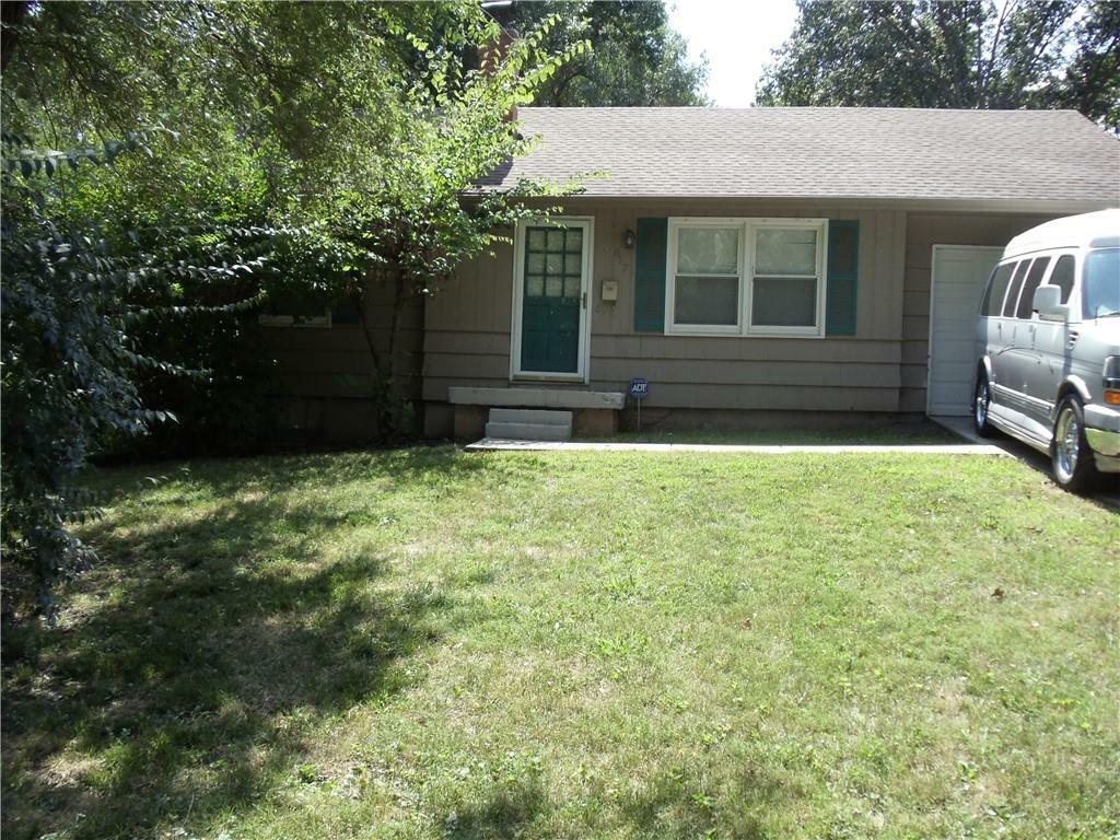 Property Photo:  617 W 88th Terrace  MO 64114 