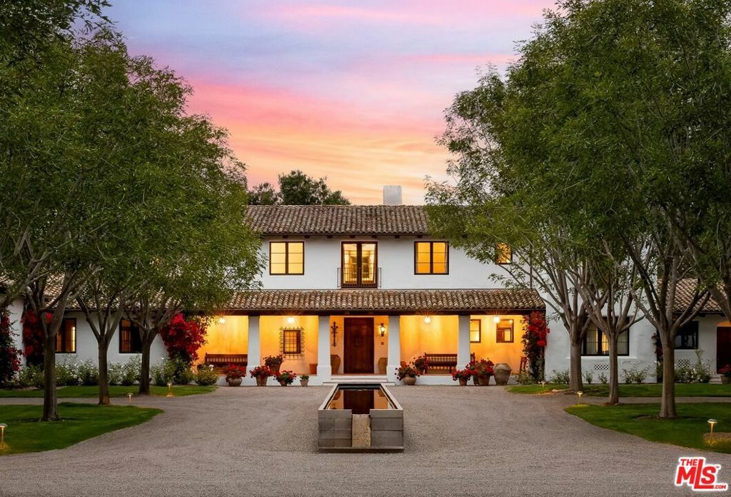Property Photo: 16401 Calle Feliz CA 92067