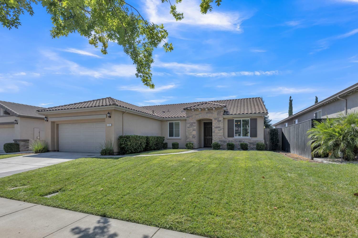 Property Photo:  448 Villa Point Drive  CA 95209 