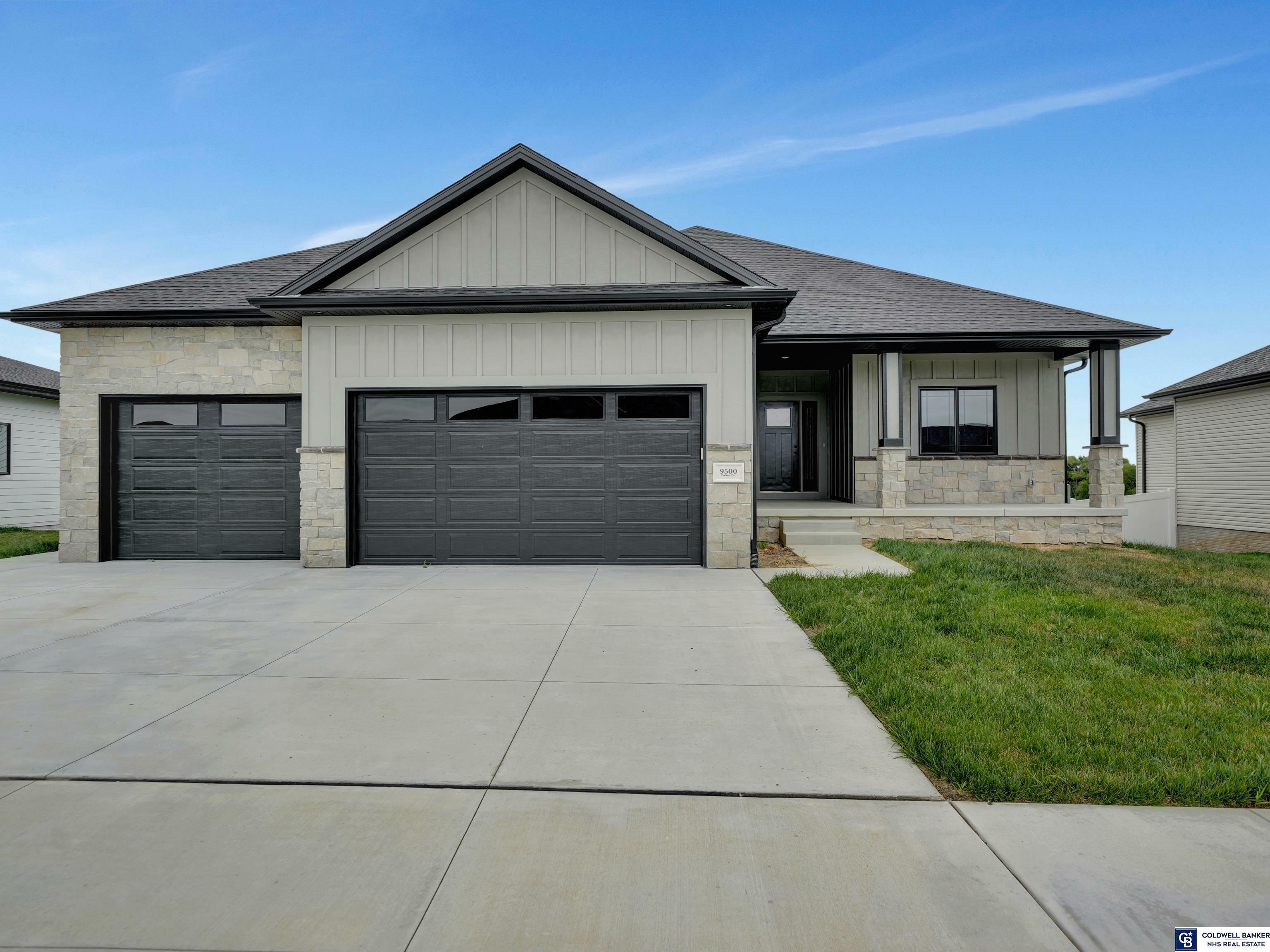 Property Photo:  9500 Dalton Drive  NE 68516 