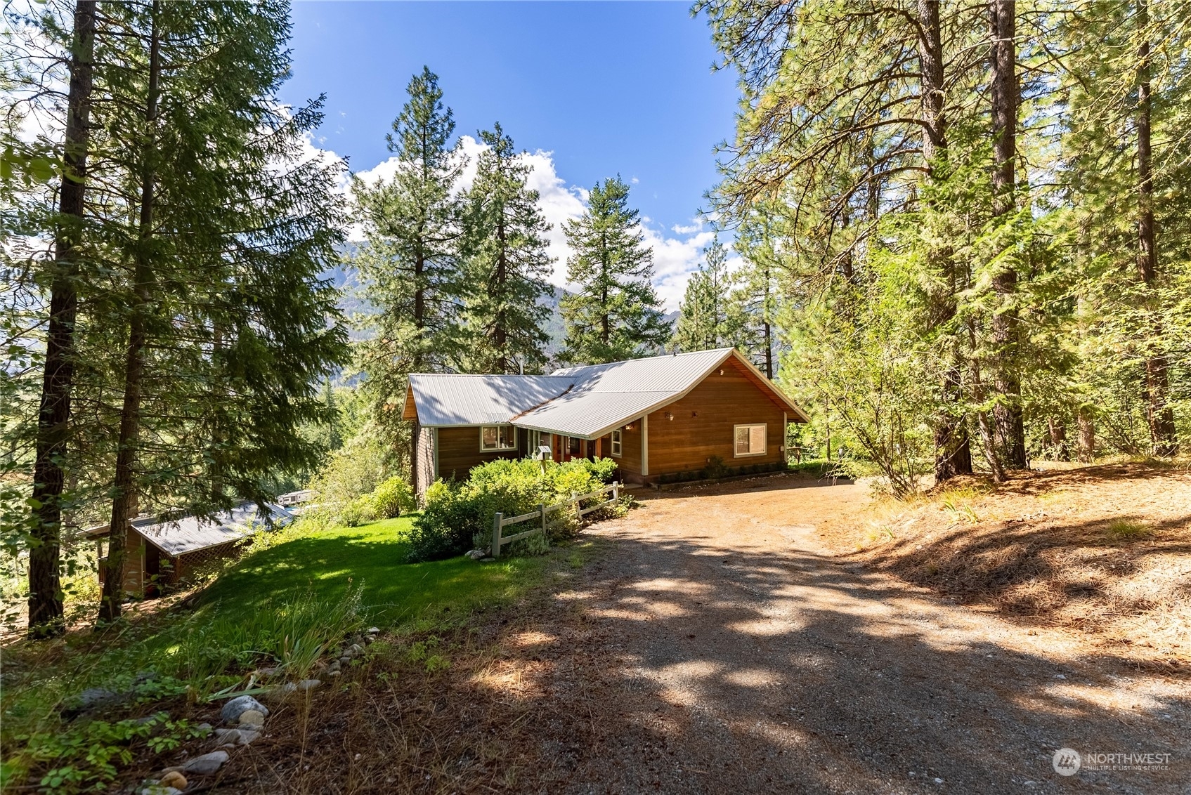 Property Photo:  13 Sunflower Lane  WA 98862 