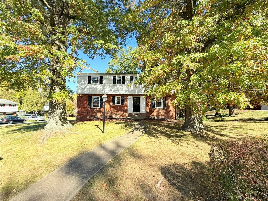 Property Photo:  8444 Fox Ridge Rd  PA 15237 