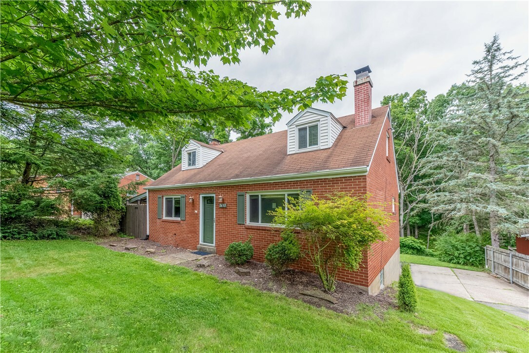 Property Photo:  1431 Lakeside Drive  PA 15101 