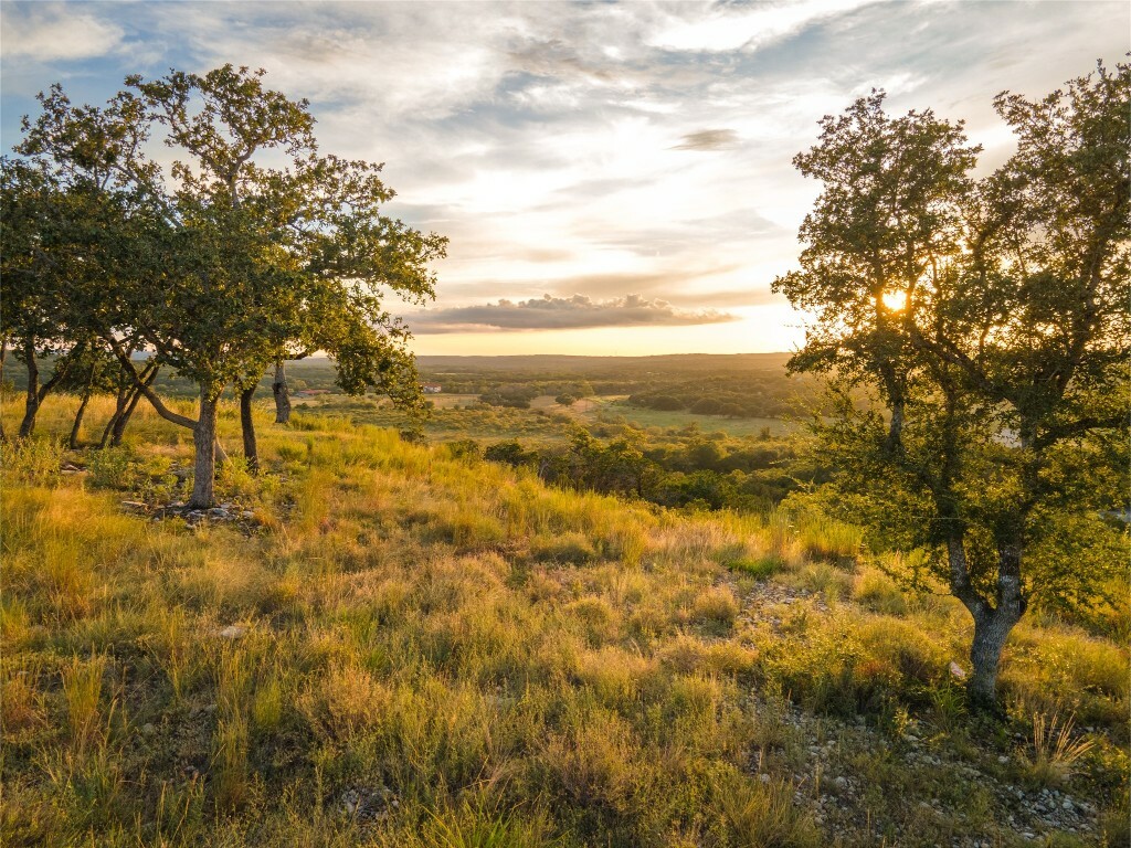 1853 Paradise Parkway  Canyon Lake TX 78133 photo