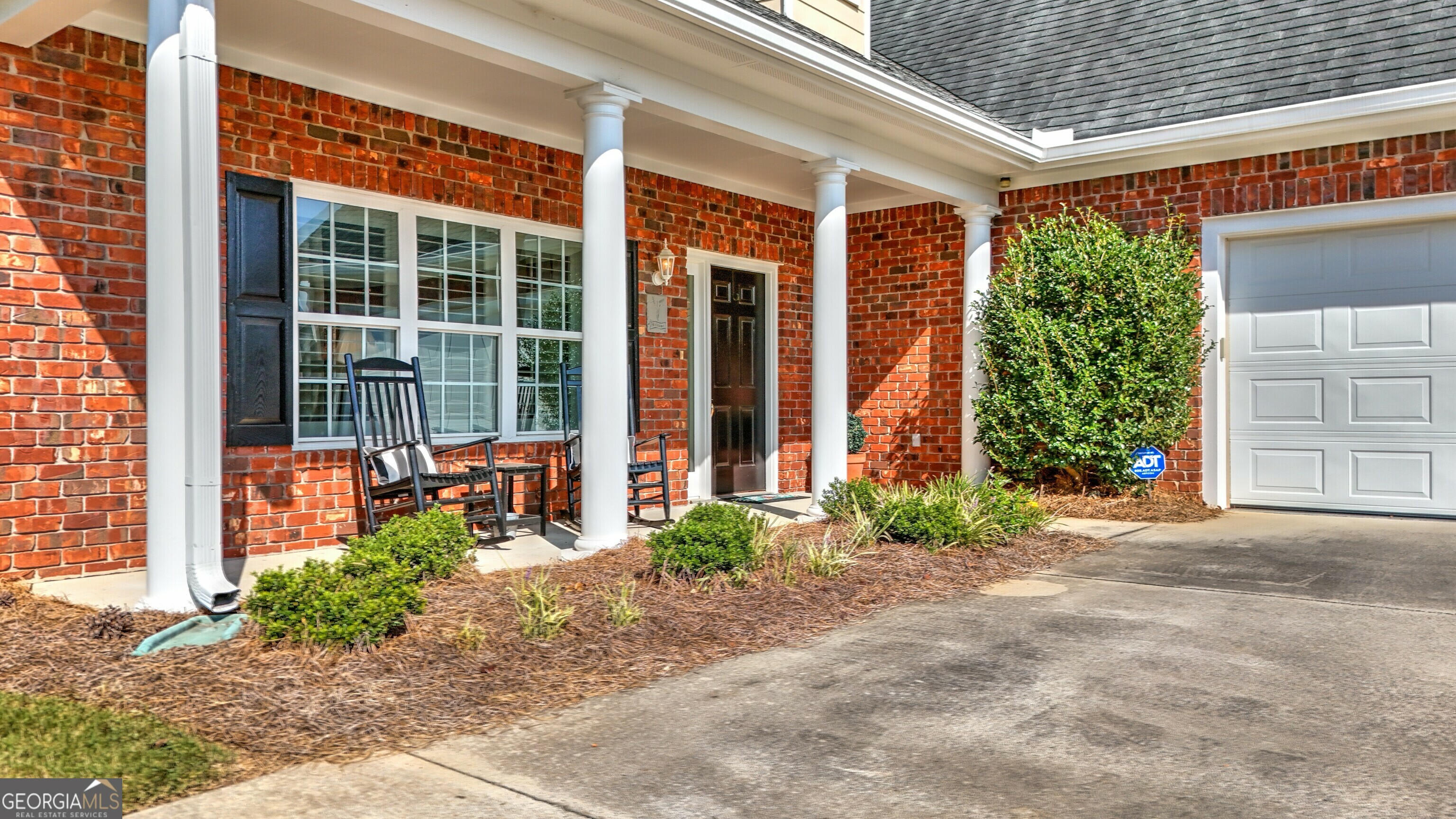 Property Photo:  111 Carriage Way SE  GA 30161 