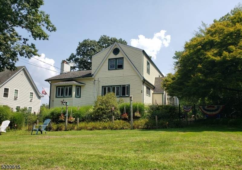 Property Photo:  55 Chapel Hill Rd  NJ 07035 