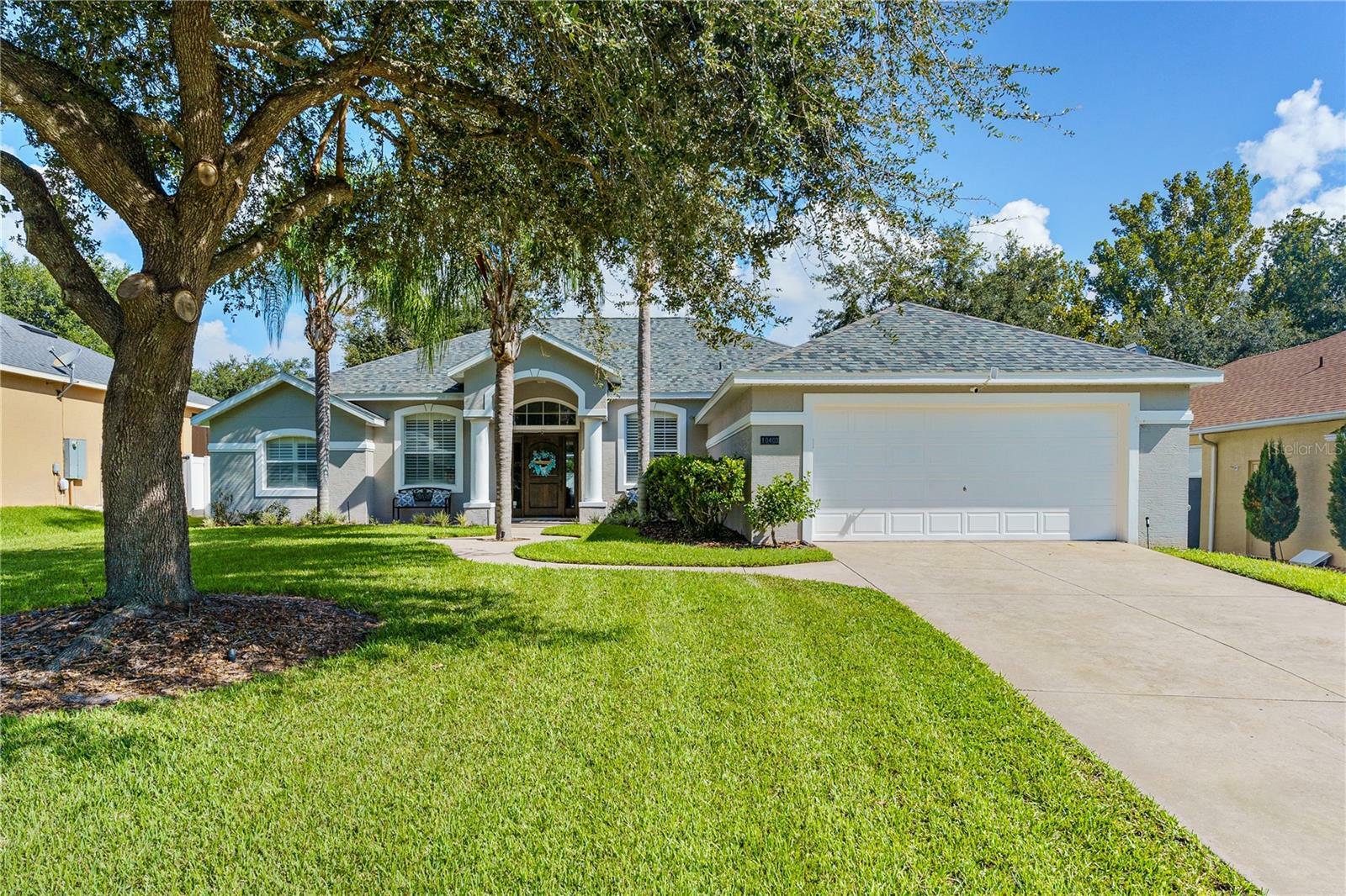 Property Photo:  10403 Pleasant View Drive  FL 34788 