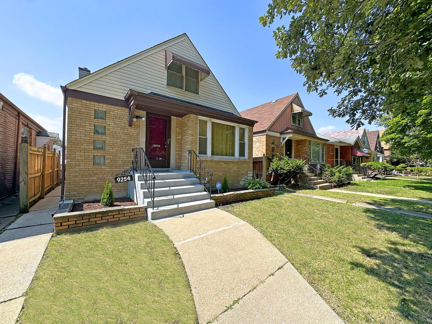 Property Photo: 9254 S Aberdeen Street IL 60620
