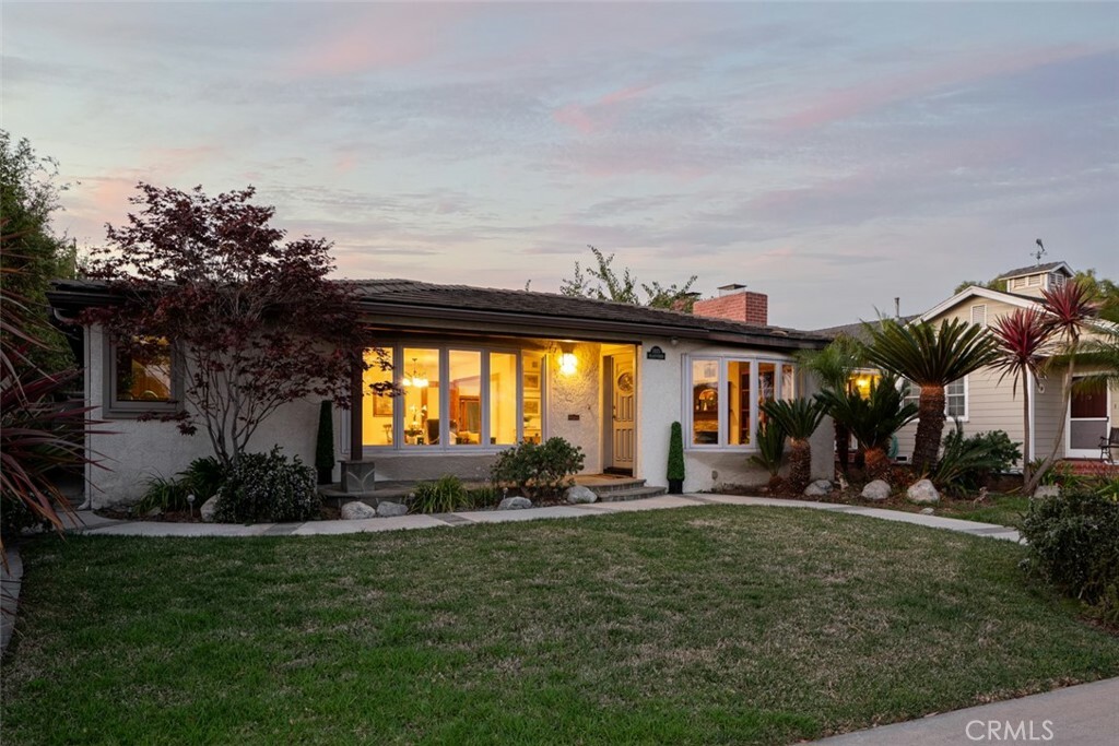 Property Photo:  1025 12th Street  CA 92648 