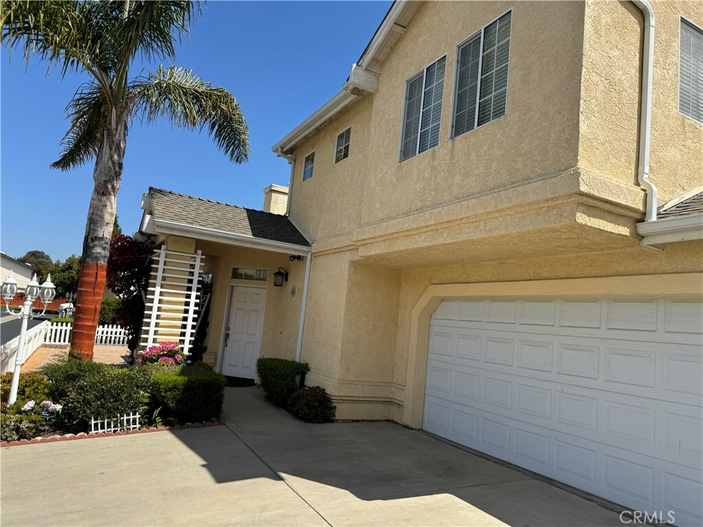 Property Photo:  1140 Fair Oaks Avenue  CA 93420 