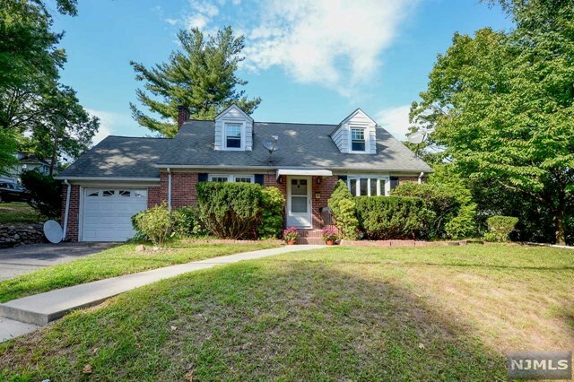 Property Photo:  36 Linwood Avenue  NJ 07630 