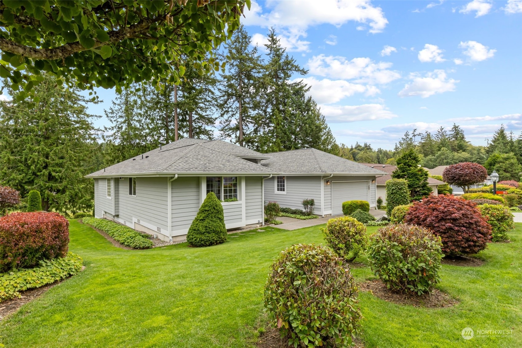 Property Photo:  197 Greenview Lane  WA 98365 