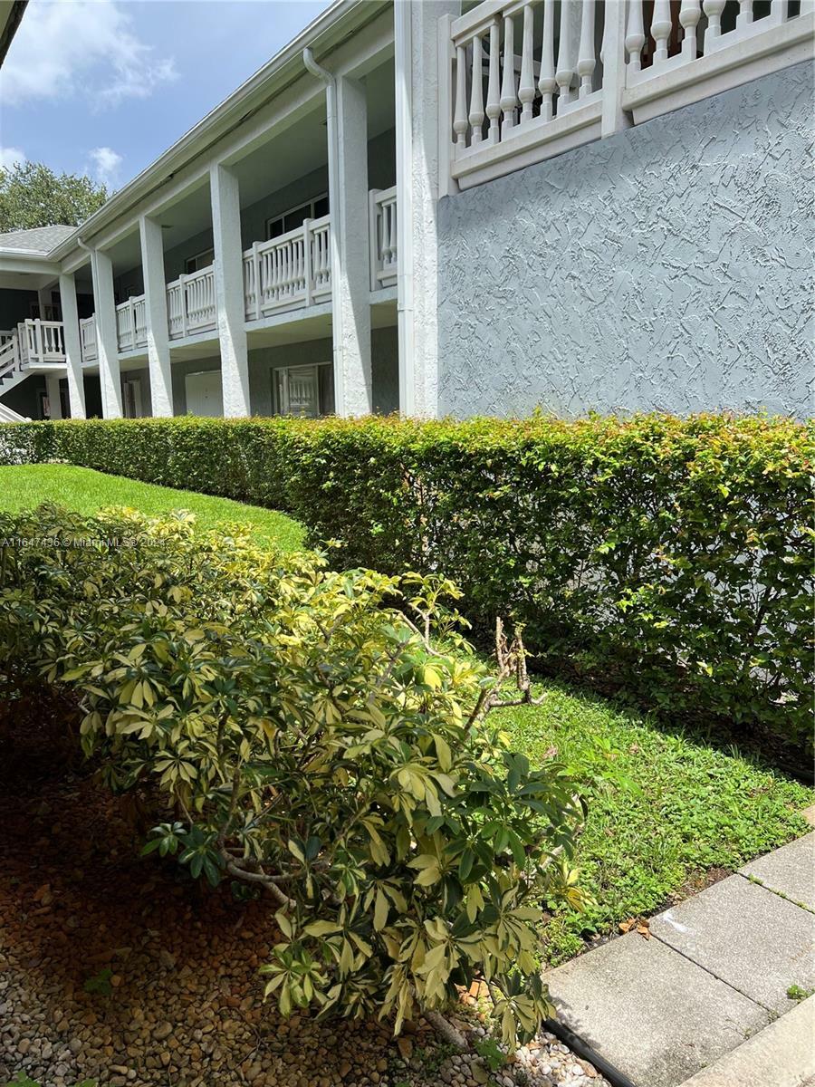 Property Photo:  7556 Stirling Rd 122  FL 33024 