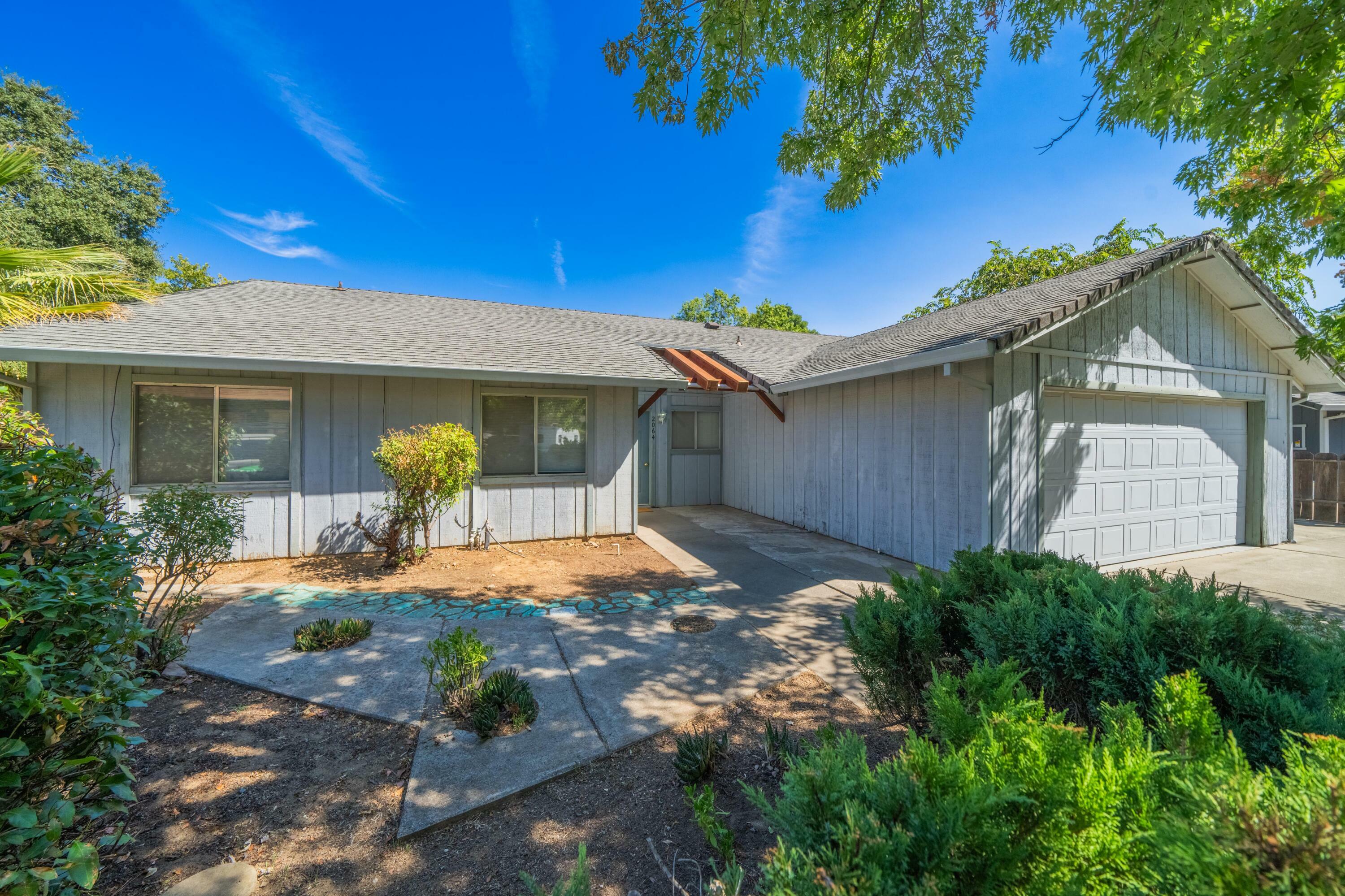 2064 Stonybrook Drive  Red Bluff CA 96080 photo