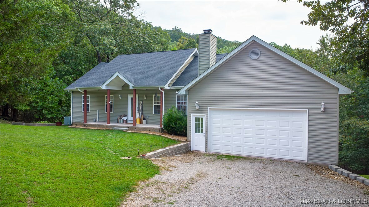 Property Photo:  160 Kingfisher Road  MO 65020 